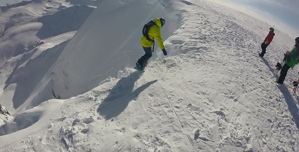Andrew Craig snowboarding