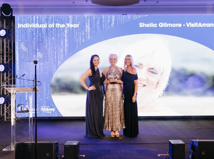 Vicki Miller, Chief Executive with Scottish Thistle Awards 2025 Individual of the Year Shelia Gilmore and Awards host, TV and radio presenter Jennifer Reoch. © VisitScotland / Connor Mollison